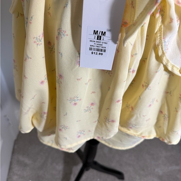 Streetwear Society Yellow and Pink Romper with Spaghetti Straps - Picture 4 of 4